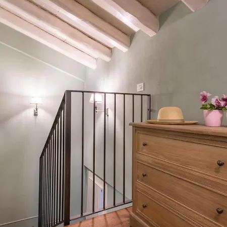 Isola Bella Via Stretta Apartment